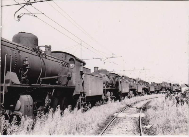 vaporiere accantonate a Treviso nel 1973.jpg