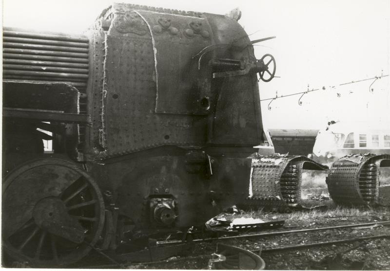 0018 Deposito Locomotive Treviso Demolizioni fine anni 70 Foto Nazario Bobbo.JPG