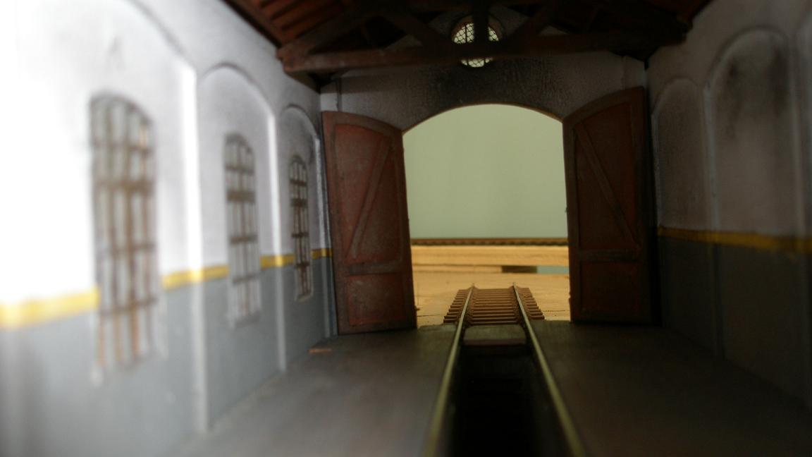 120.14 interno rimessa.JPG