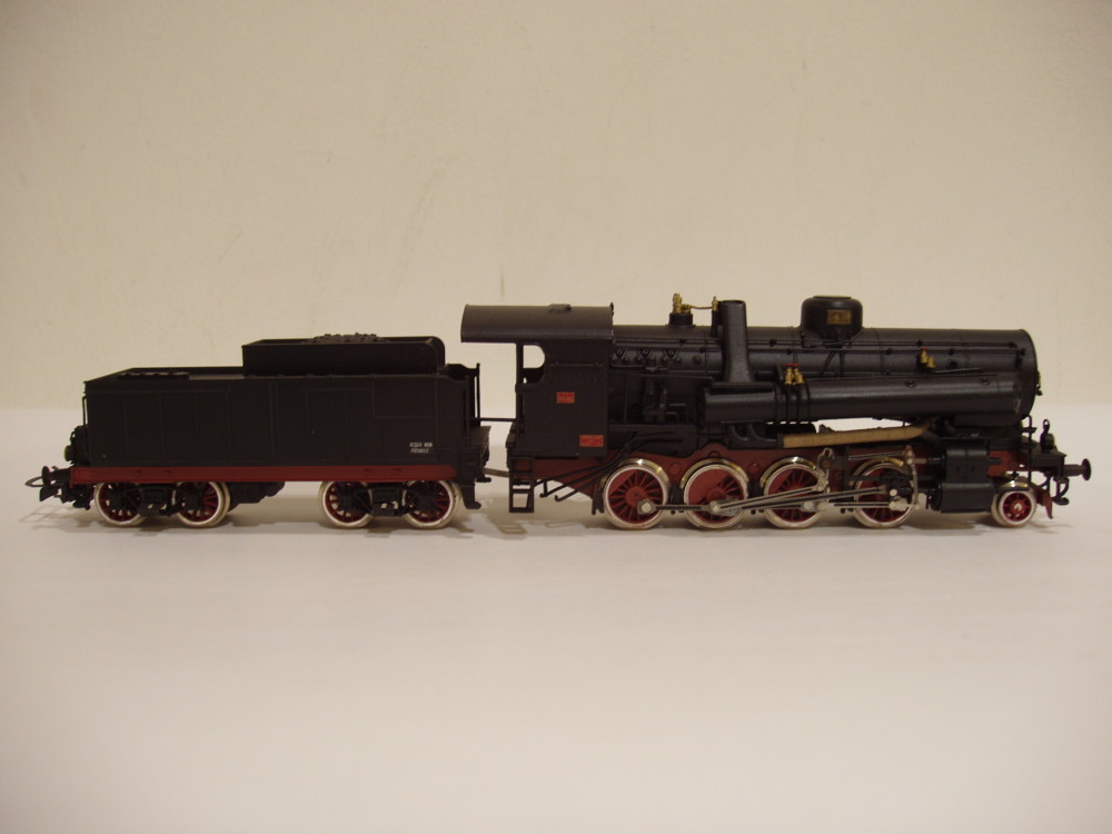 Rivarossi M1161_03.jpg