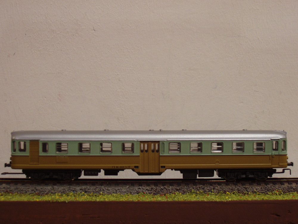 Rivarossi 2527_02.jpg