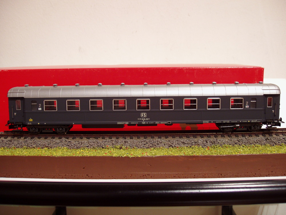 Rivarossi 3518_191.jpg