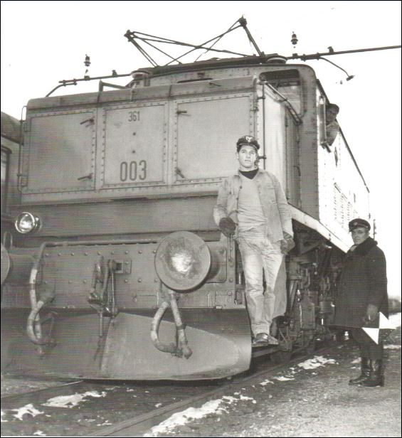 E626.034 A SN come JZ 361.003 Villa Opicina primi anni '60 foto Ministero dei Trasporti.jpg