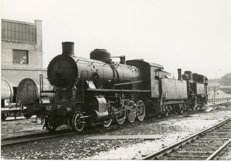 740.352 1980.00.00 (2).JPG