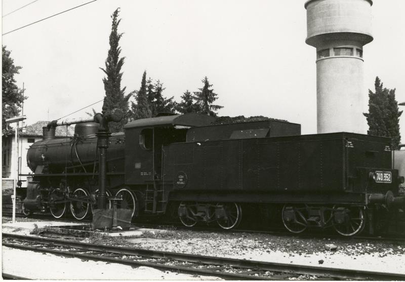 740.352 1980.00.00.JPG