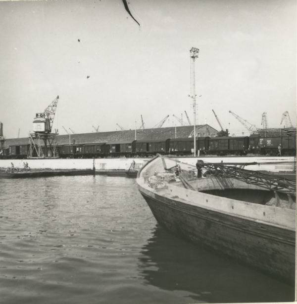 1966 35816 Save000.jpg