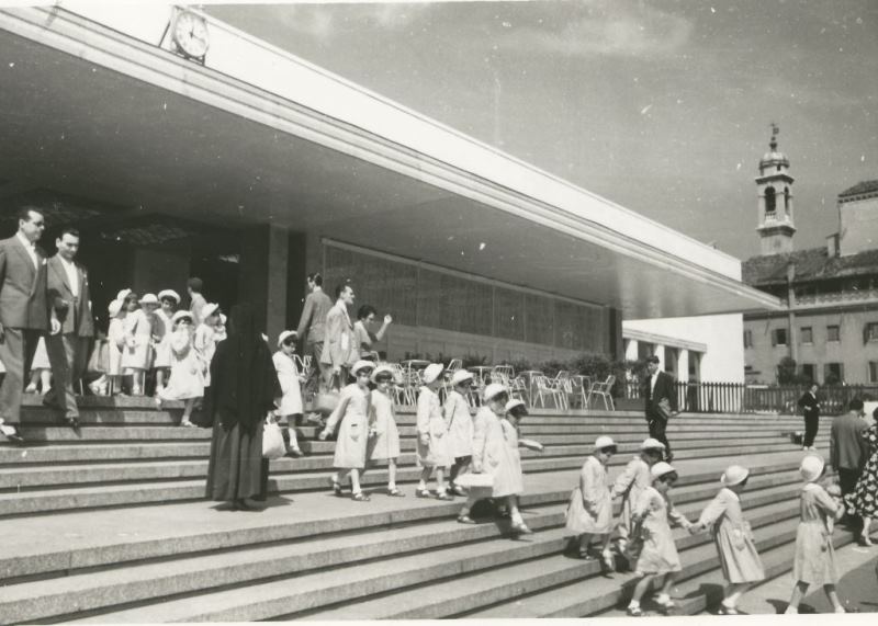 1956 7649 Save0025.jpg