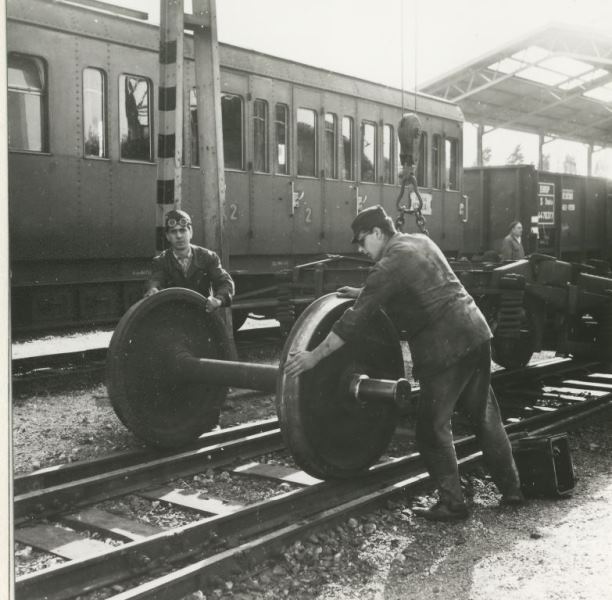 1965 34720 Save0015.jpg