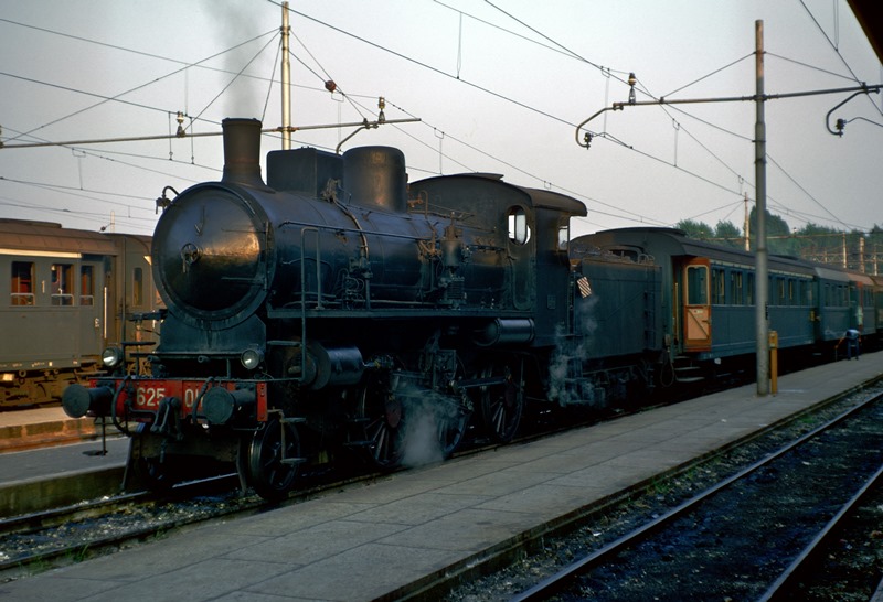 625.011 1974.08.20 Venezia Santa Lucia 01 Paul Bryson.jpg