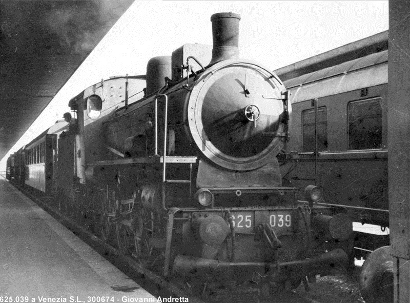 625.039 1974.06.30 Venezia S. Lucia foto Andretta.jpg