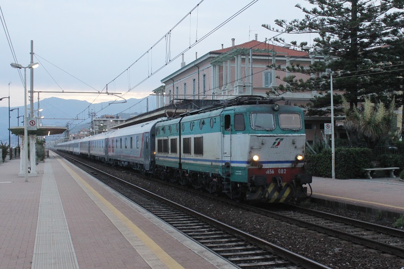 FS_E656_082_Bordighera_090612.jpg