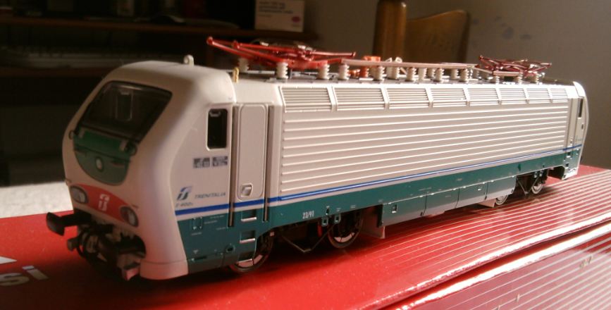 2-locomotiva prima elaborazione.JPG