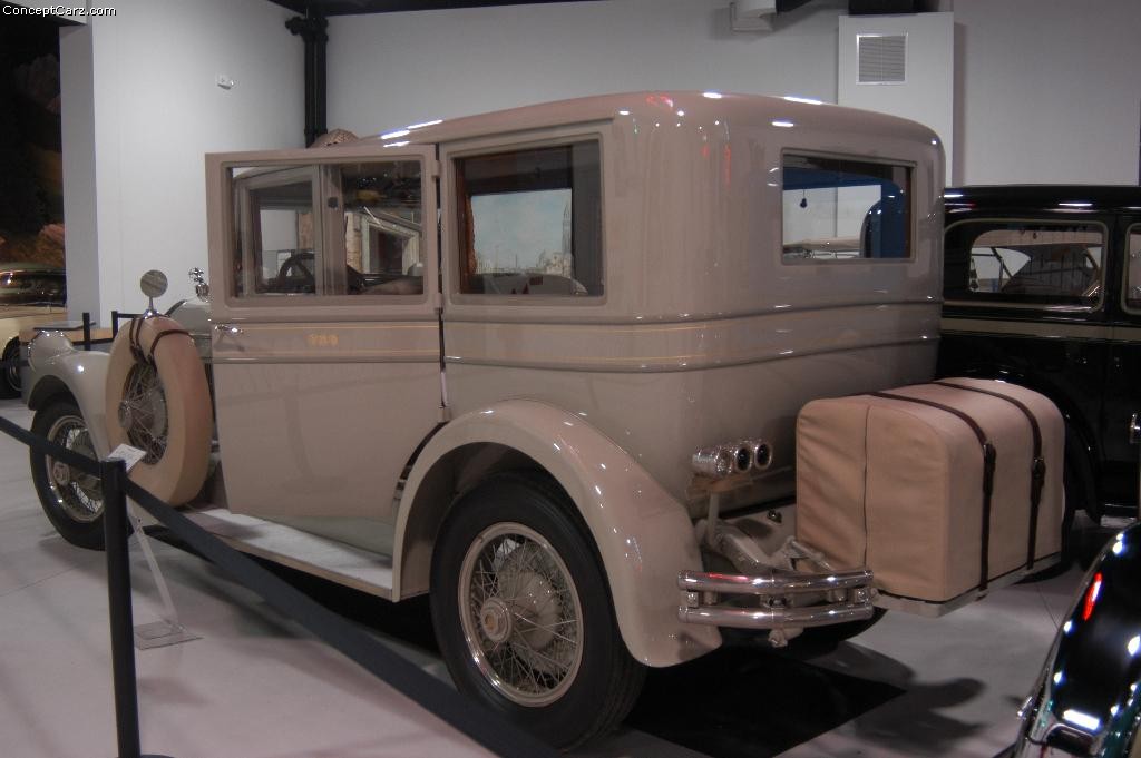 Pierce arrow 33 sedan1.jpg