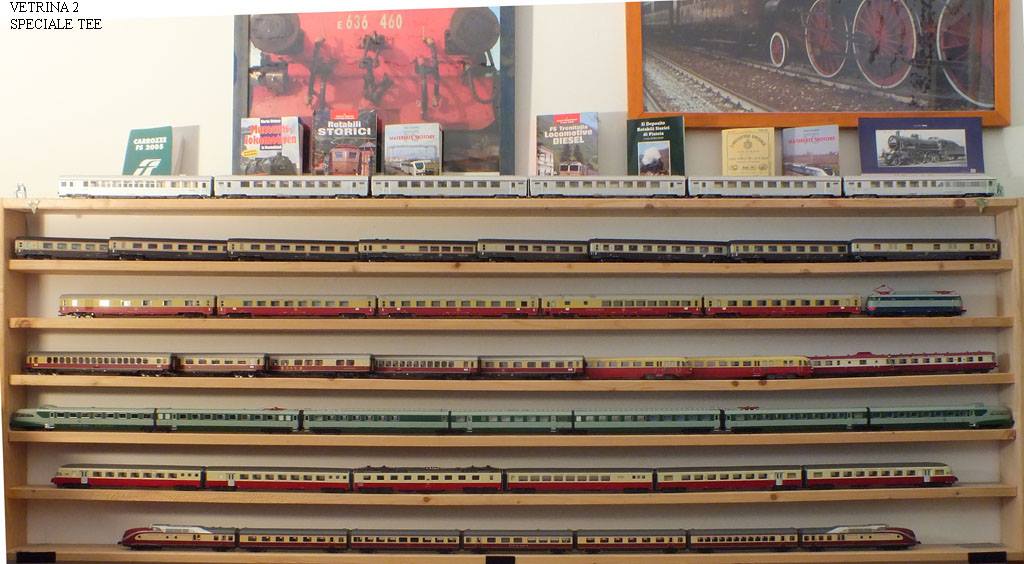 Vetrina 2.jpg