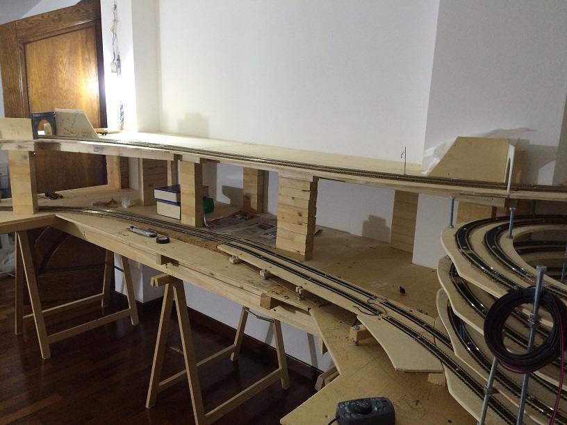 2016918225548_linea di parata altra angolazione.jpg