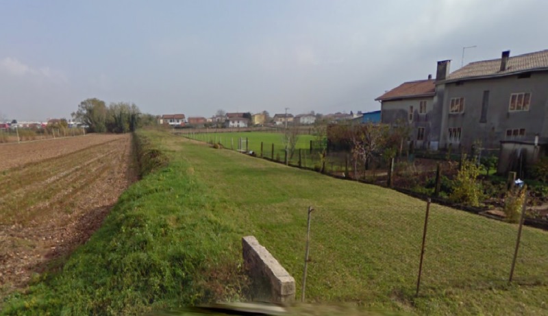 Km 3 040 PL Sede Venegazzù verso Volpago.jpg