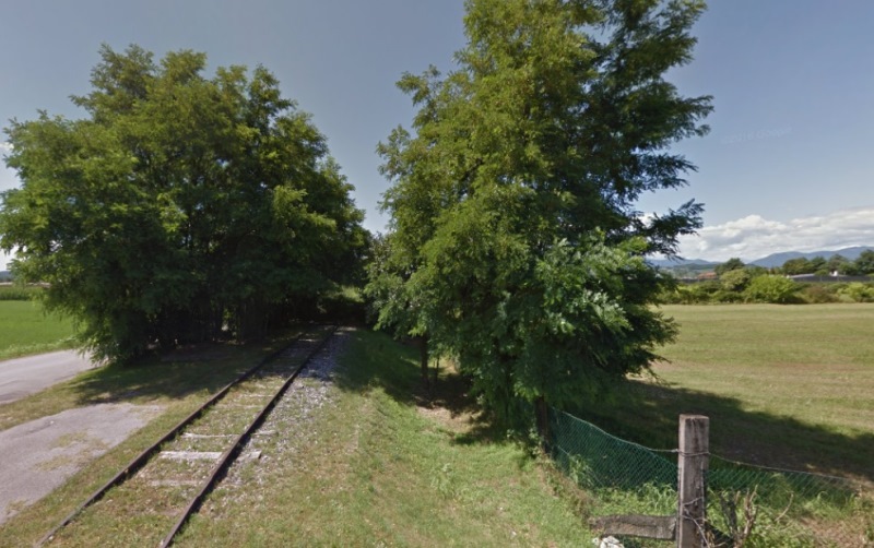 0008 Km 16 222 rotaie.jpg