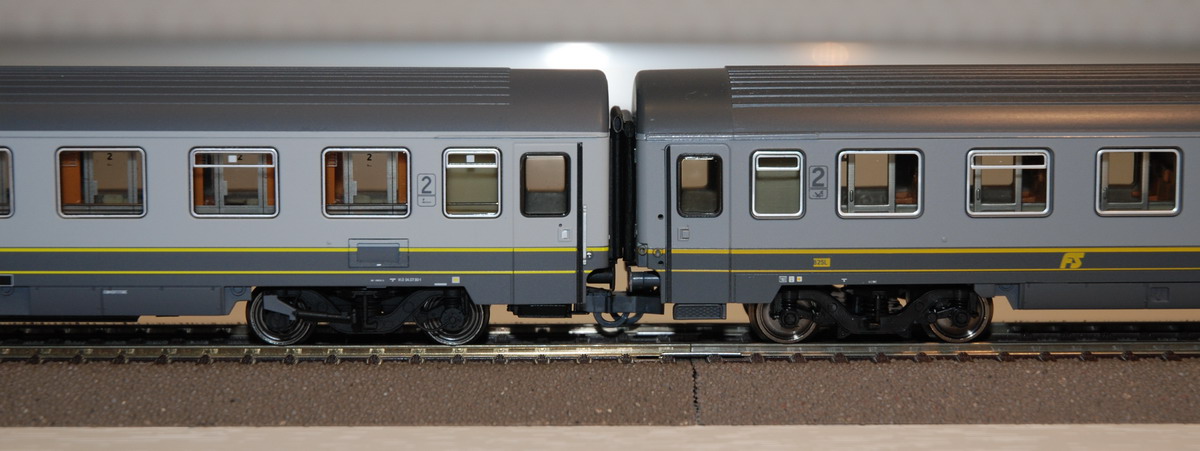 LS Models - Roco.jpg