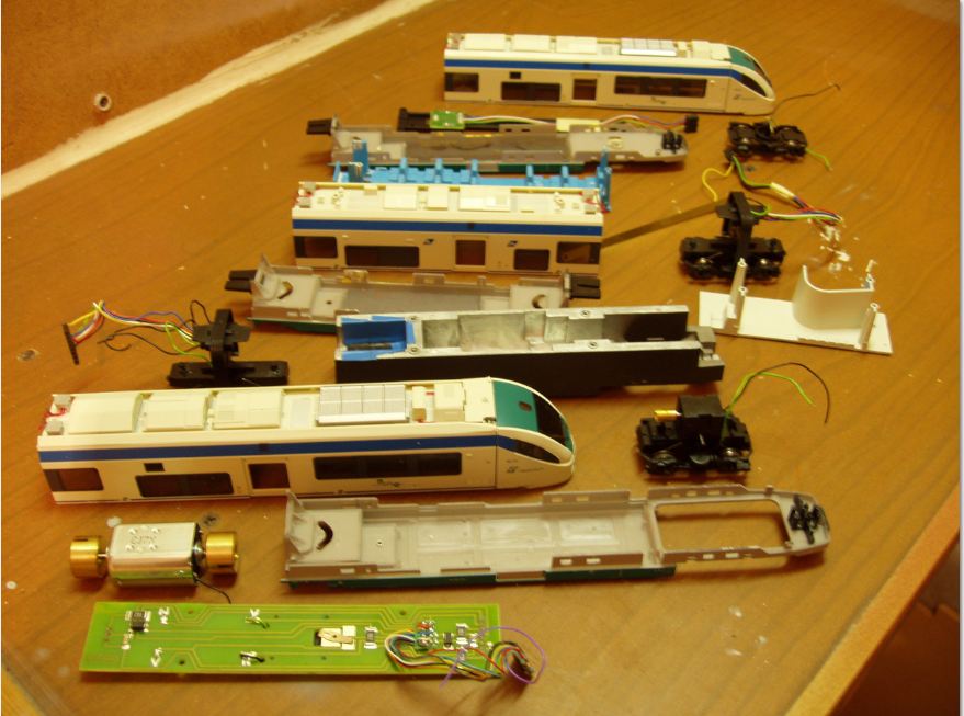 Treno smontato 1.JPG