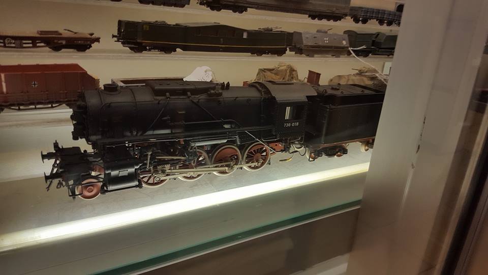 159736a metropolitan.jpg