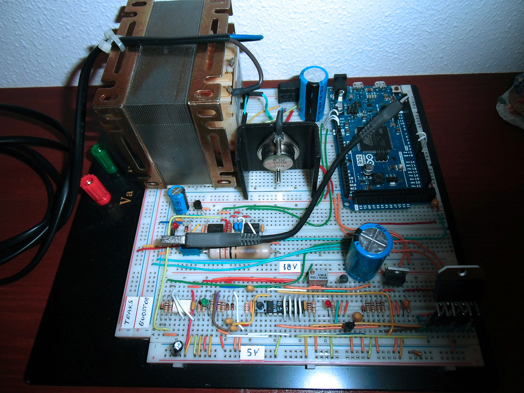 12 - Booster DCC autocostruito.jpg