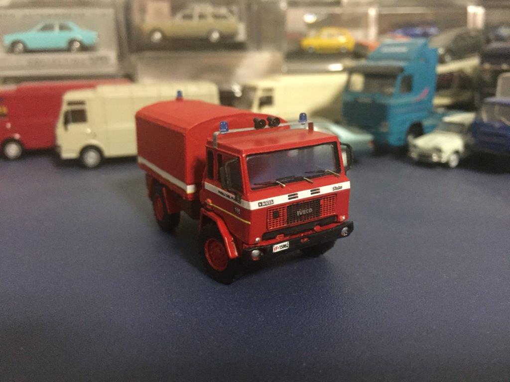 TA Models Acm 80 Vigili del fuoco.jpg