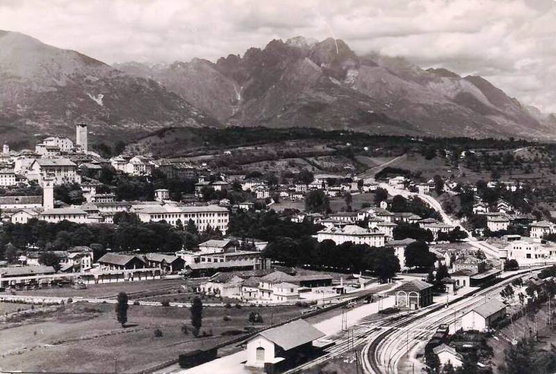 004 005 panorama Feltre.jpg