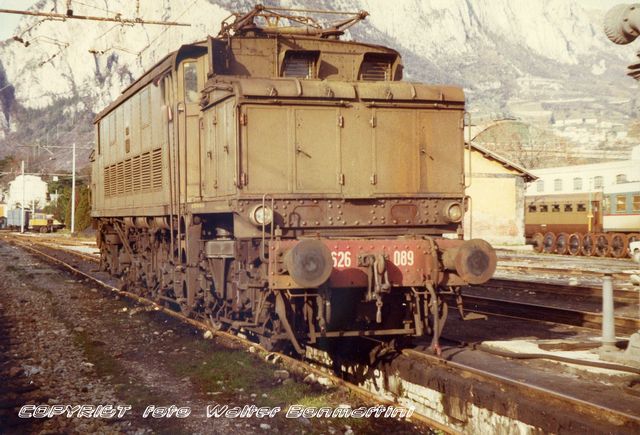 Copyrigt.E.626.089..forum2G.DL Lecco.dicembre 1982...jpg