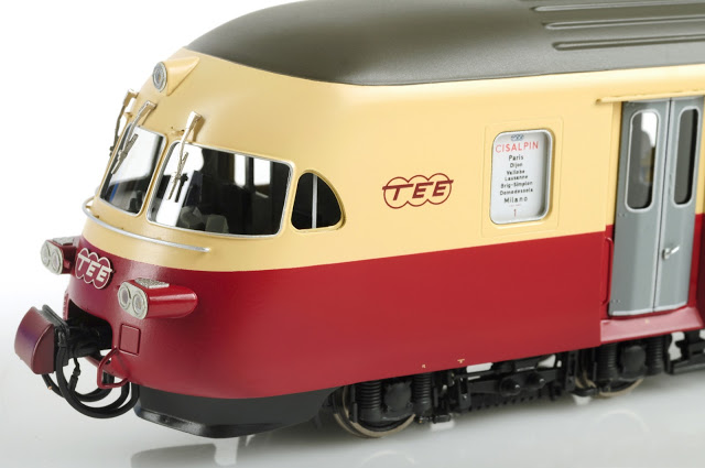 HO-216-2 B 1 SBB TEE II RAe 1053 009.jpg