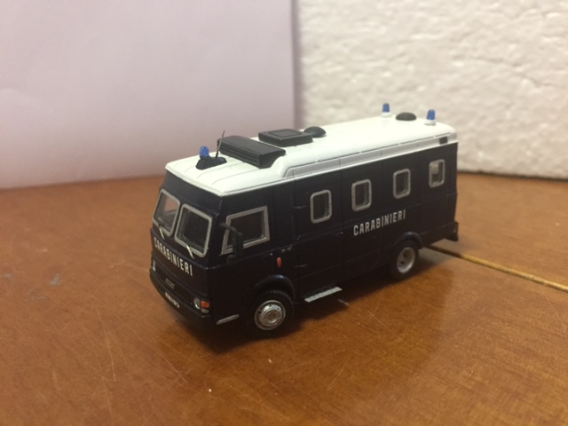 Fiat Zeta A55F Carabinieri 1.JPG