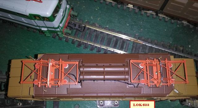 LEVEL-E.626.075.con pantografi Sostituiti forum 2G.foto 4.jpg