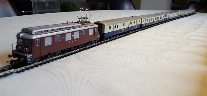 Convoglio Roco BLS.jpg