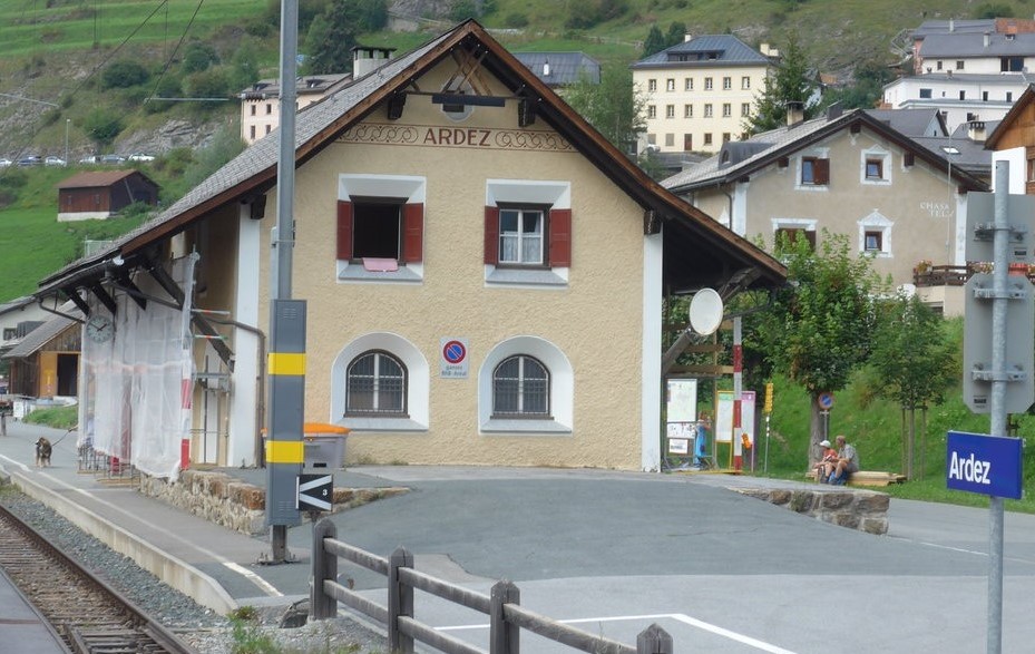 182766-der-bahnhof-am-575123 (2).jpg