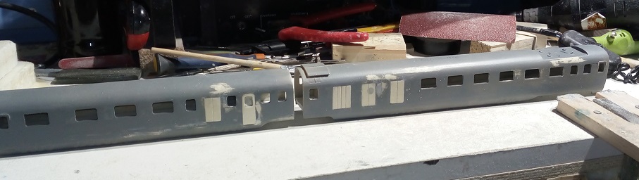 Un ETR di classe ETR 30031 lato sinistro.jpg