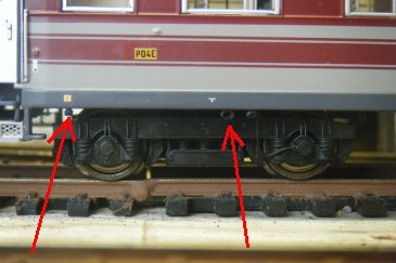 dettagli neri sottocassa.JPG