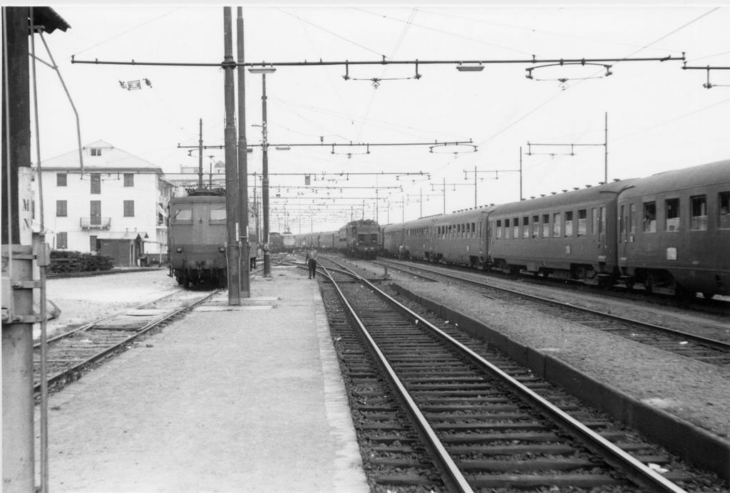 E 636.370 + E 554.149 23.7.1967 Albissola.JPG