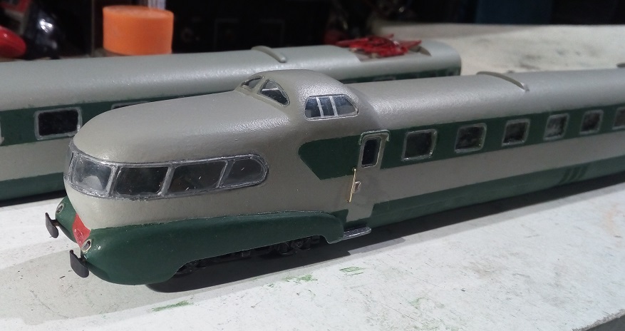 Un ETR di classe ETR 30075.jpg