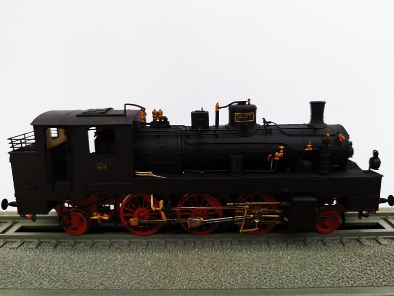 LOCO910AAA.jpg