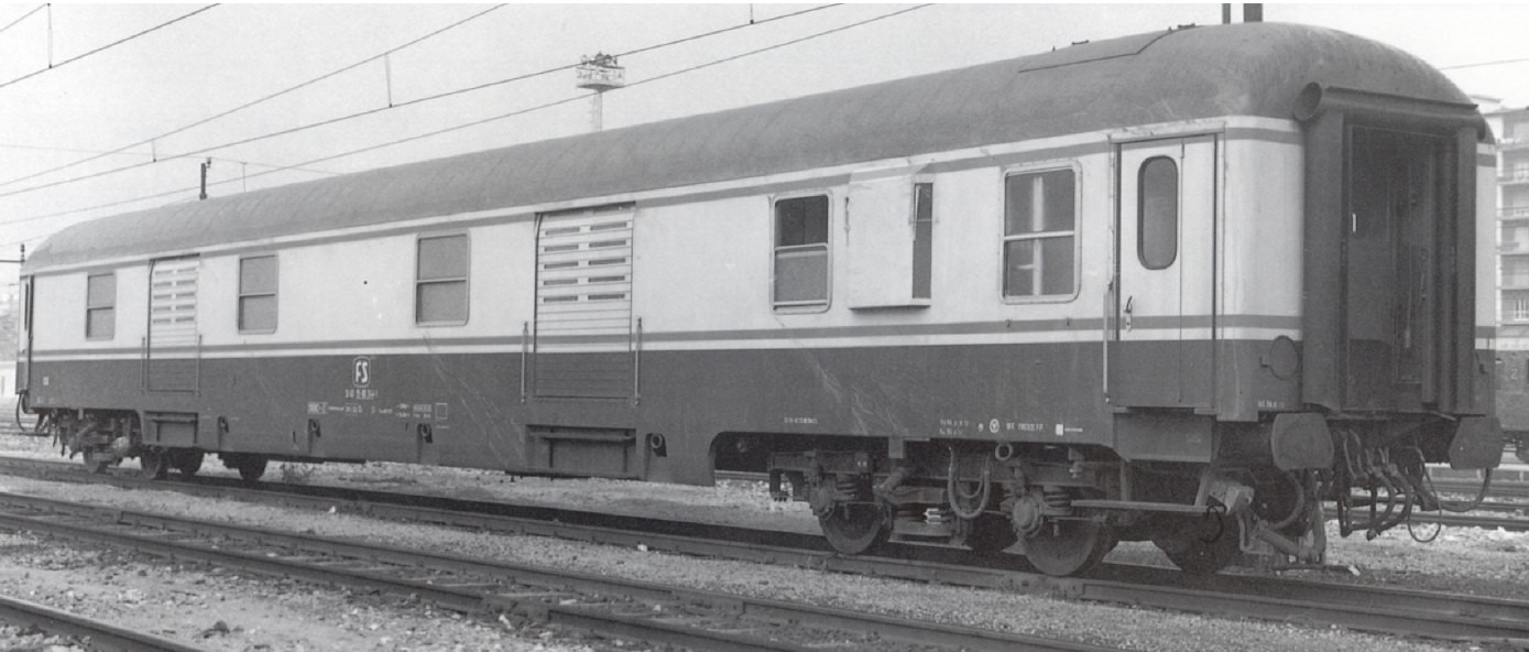 Dz Tipo 1970X-518395-80244-1 in livrea Gran Comfort.jpg