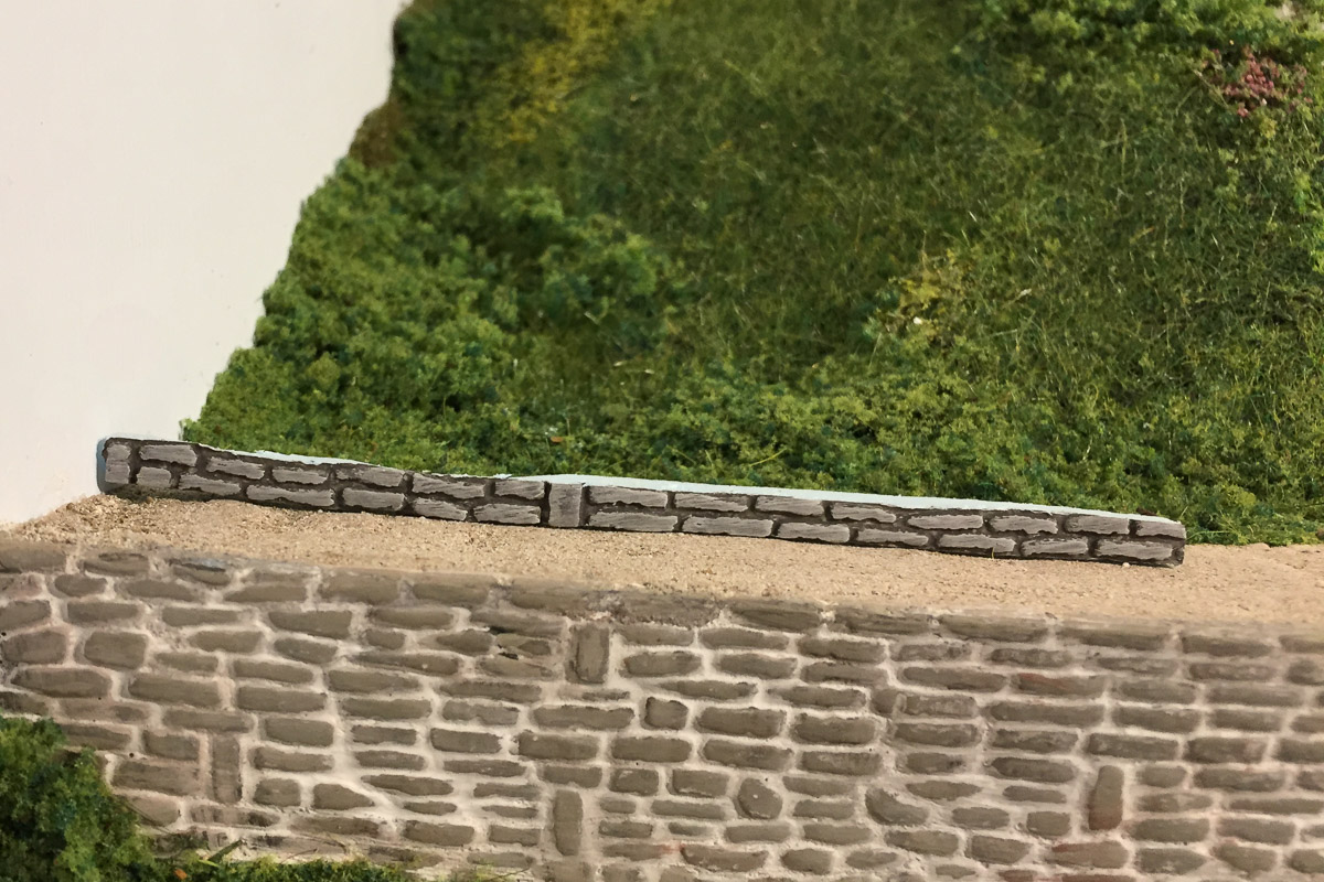 muretto a monte-2 file.jpg