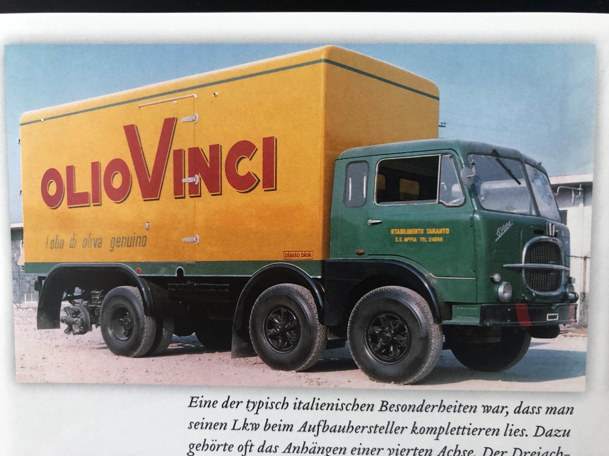 Fiat 690 Olio Vinci.jpg