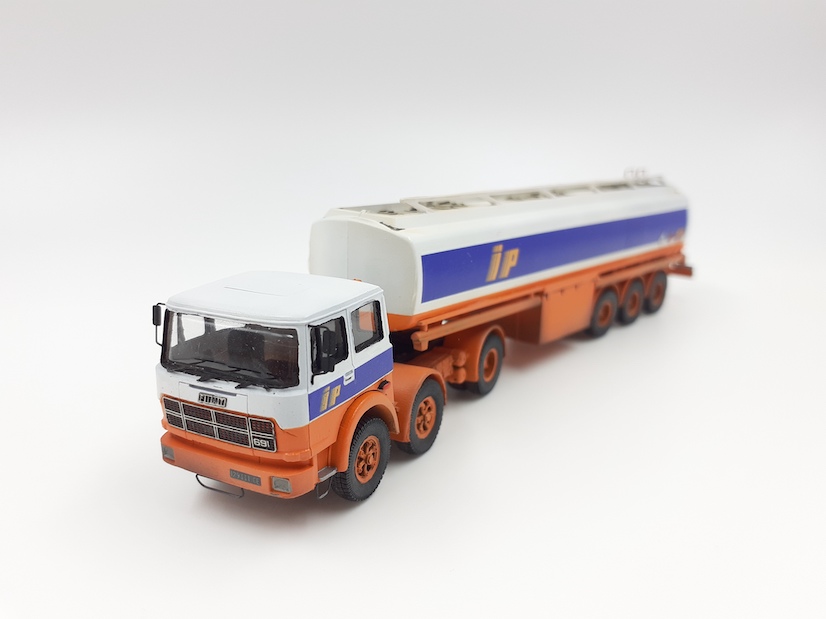 Prototipo 691 IP_2.jpg