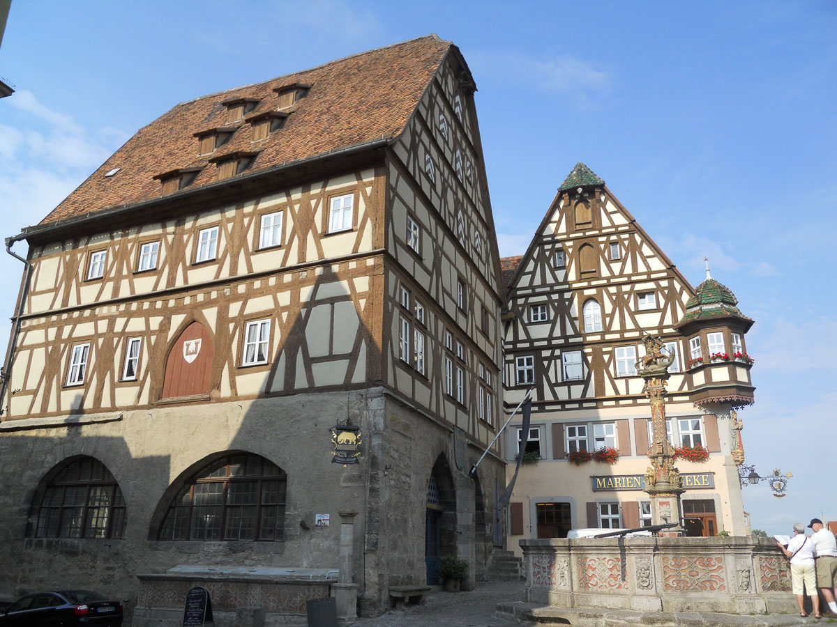 Rothenburg-ob-der-Tauber-1.jpg