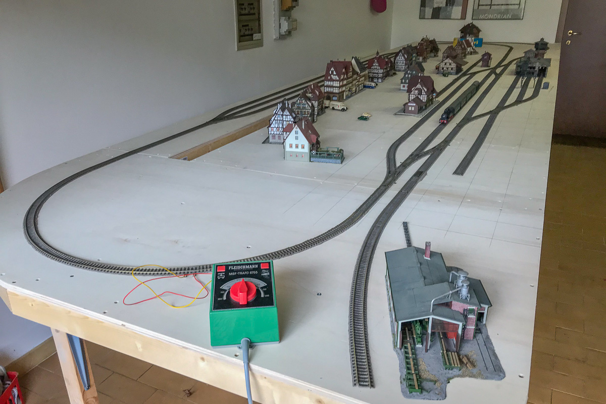 Progetto Bomby spostato-1.jpg