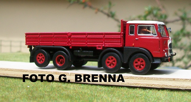 690 SENZA SOVRASPONDE.jpg