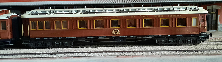 ciwl restaurant teak--.jpg