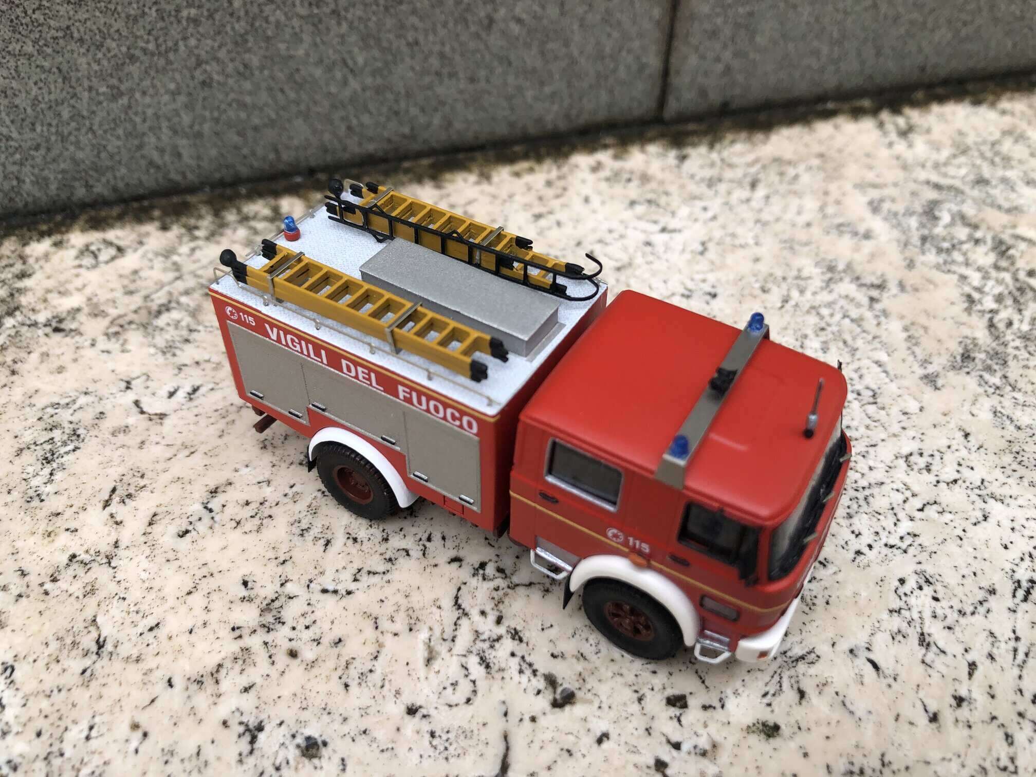 Fiat 160 APS Parafanghi Bianchi 5.jpg