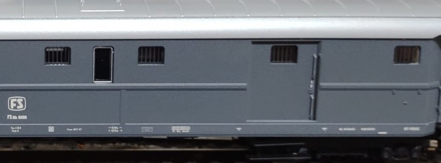 DUz.93100_RR_no tampografia.jpg