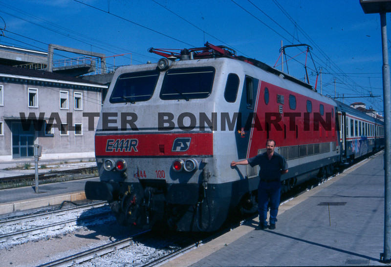 E 444.100 conICperMilanoCe-Venezia-22.5.1997.archivioWalterBonmartinifotoWB-Forum2G ROTABILI...jpg