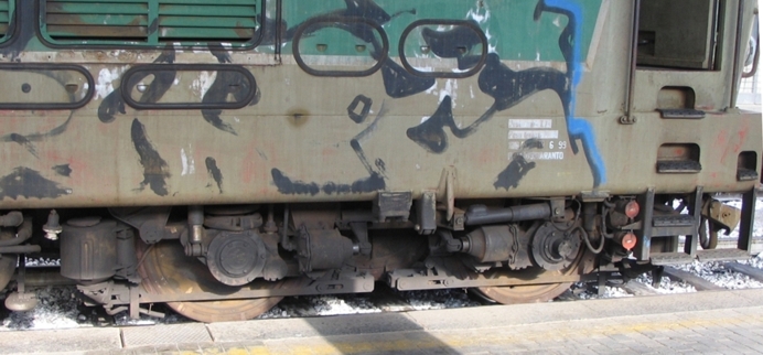 445 1025L.jpg